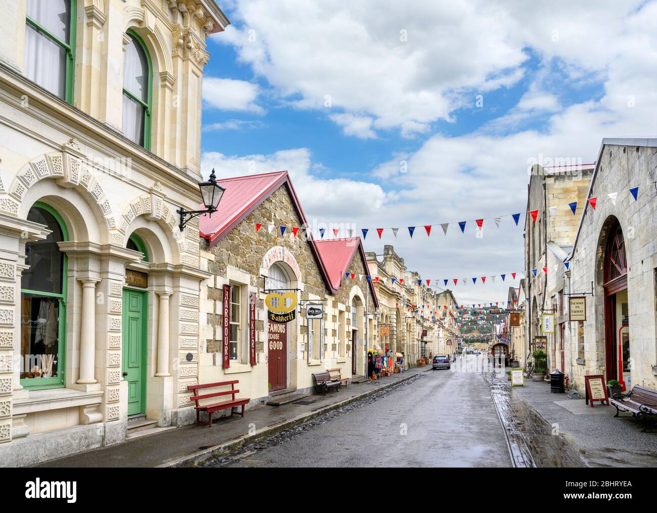 Harbour Street nello storico quartiere Vittoriano, Oamaru, Nuova Zelanda Foto Stock