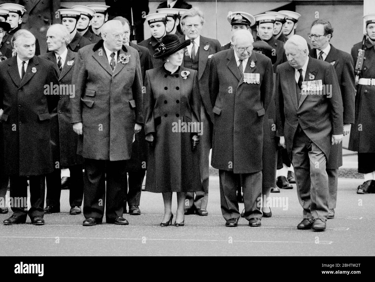 Ex primi ministri e politici del Regno Unito alla Cenotaph per la memoria Domenica all'inizio degli anni '90. A sinistra a destra, prima fila: Norman Lamont, Ian Paisley, Margaret Thatcher, James Callaghan, Edward Heath. Foto Stock