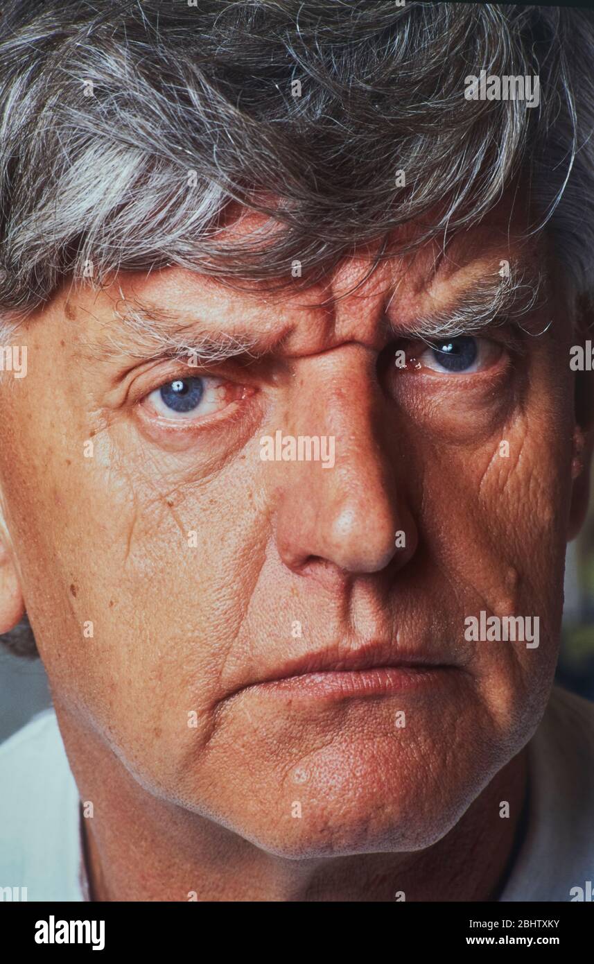 Dave Prowse, che era l'uomo all'interno della tuta Darth Vader nella trilogia originale di Star Wars. Foto Stock