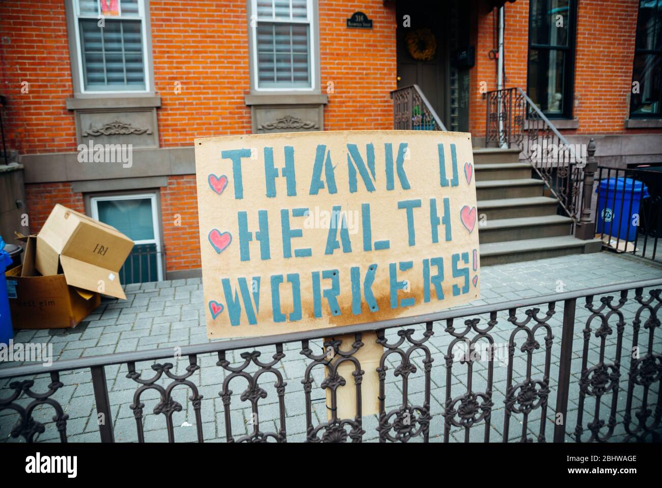 Hoboken NJ segno che dice grazie agli operatori sanitari Foto Stock