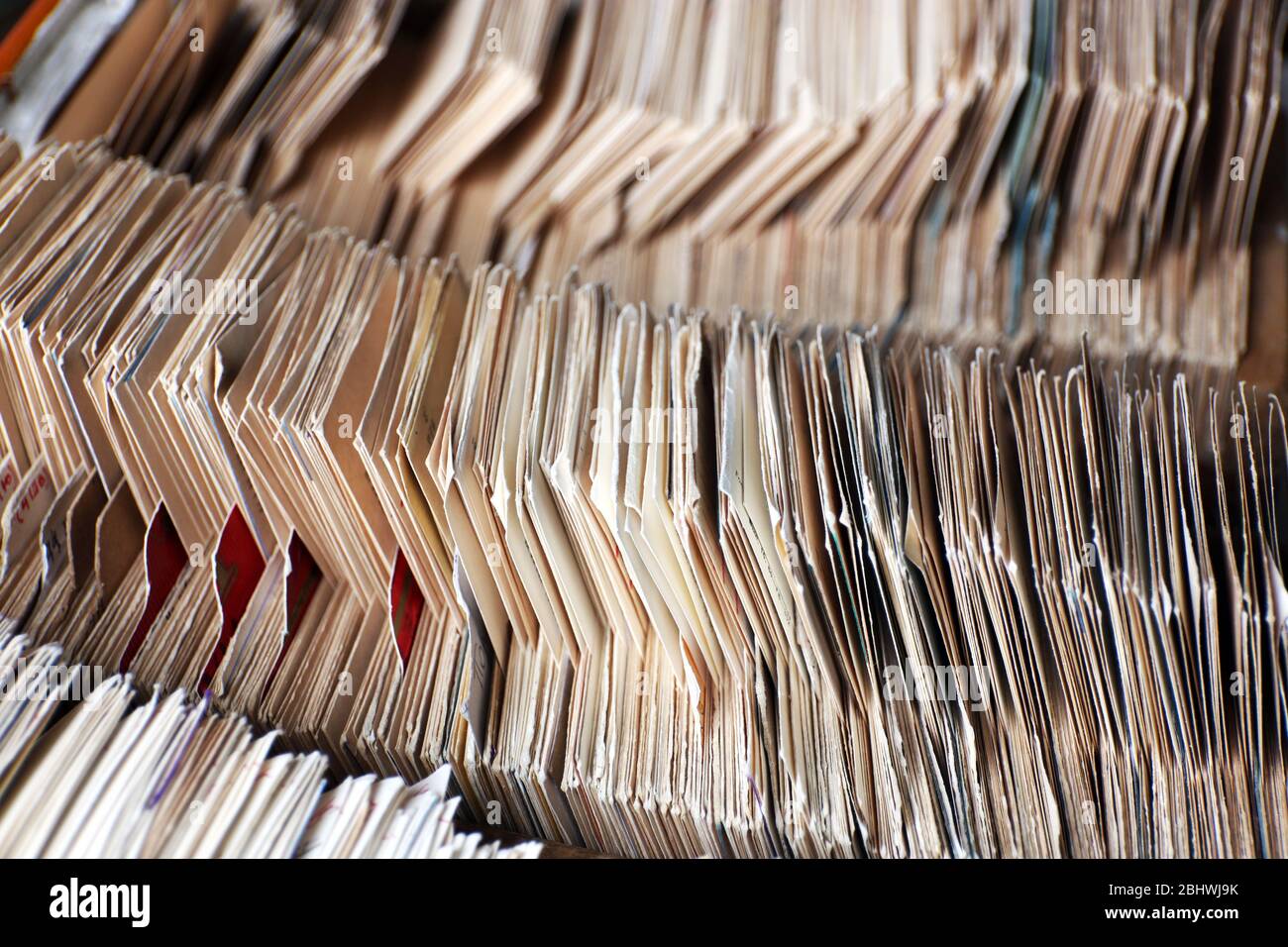 Schede catalogo in biblioteca, primo piano Foto Stock