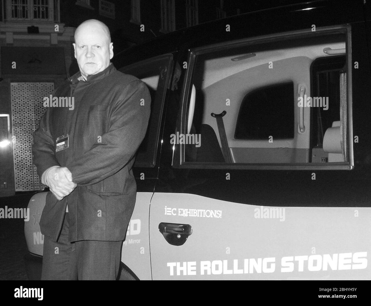 Wolfie il Doorman al Lou Lous Members Club. Bouncer Nightclub Doorman