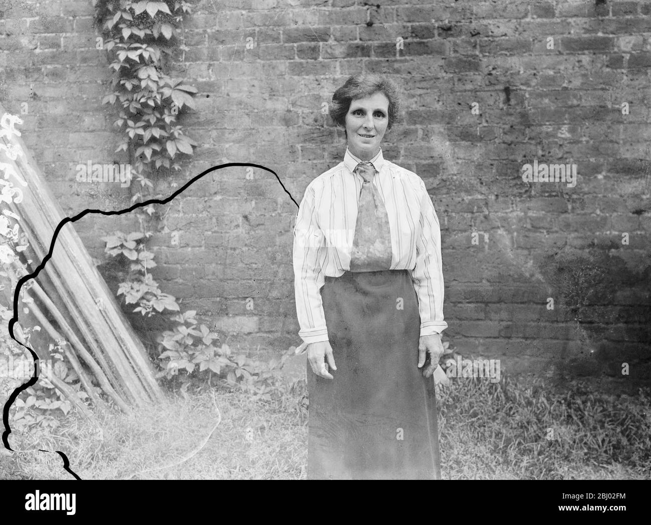 La sig.ra Wilson ( 7 St James Gardens , Queens Crescent , Kentish Town ) ha nominato membro del Consiglio alimentare - 31 luglio 1925 Foto Stock