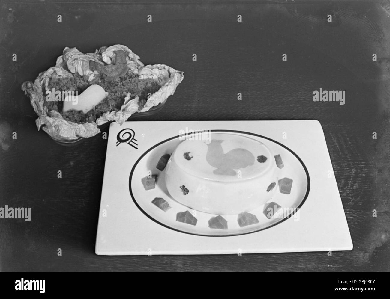 Una torta decorata. - 1936 Foto Stock