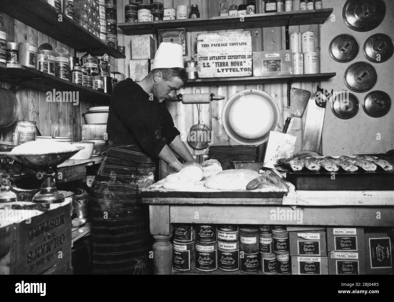Clissold il cuoco panificazione 1911 Foto Stock
