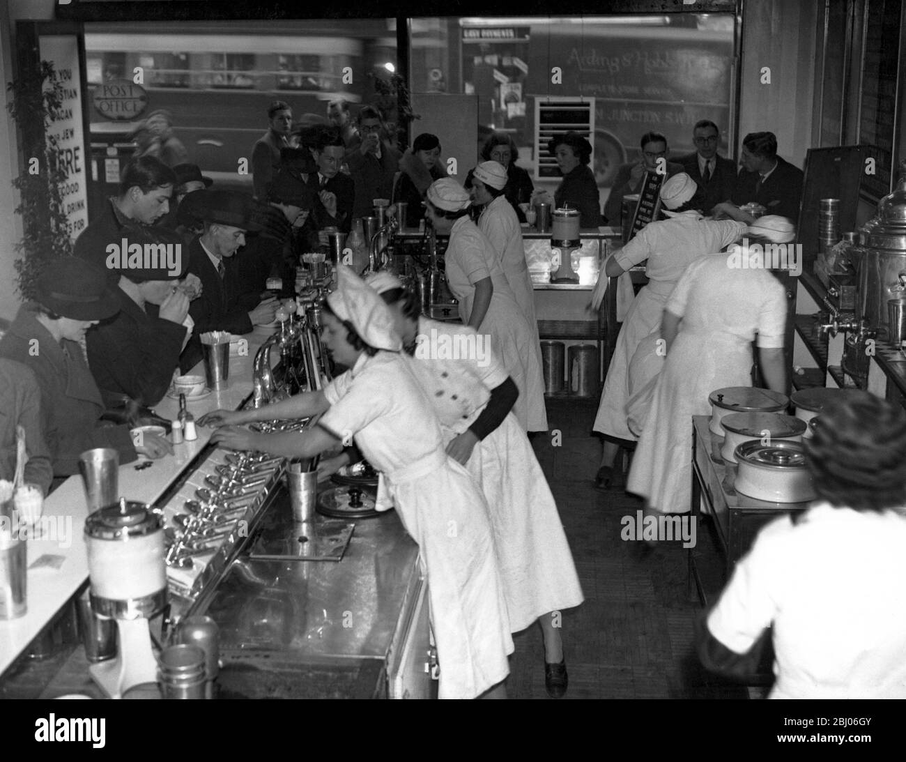 Il Milk Bar di Fleet Street è stato aperto nel 1936 Foto Stock
