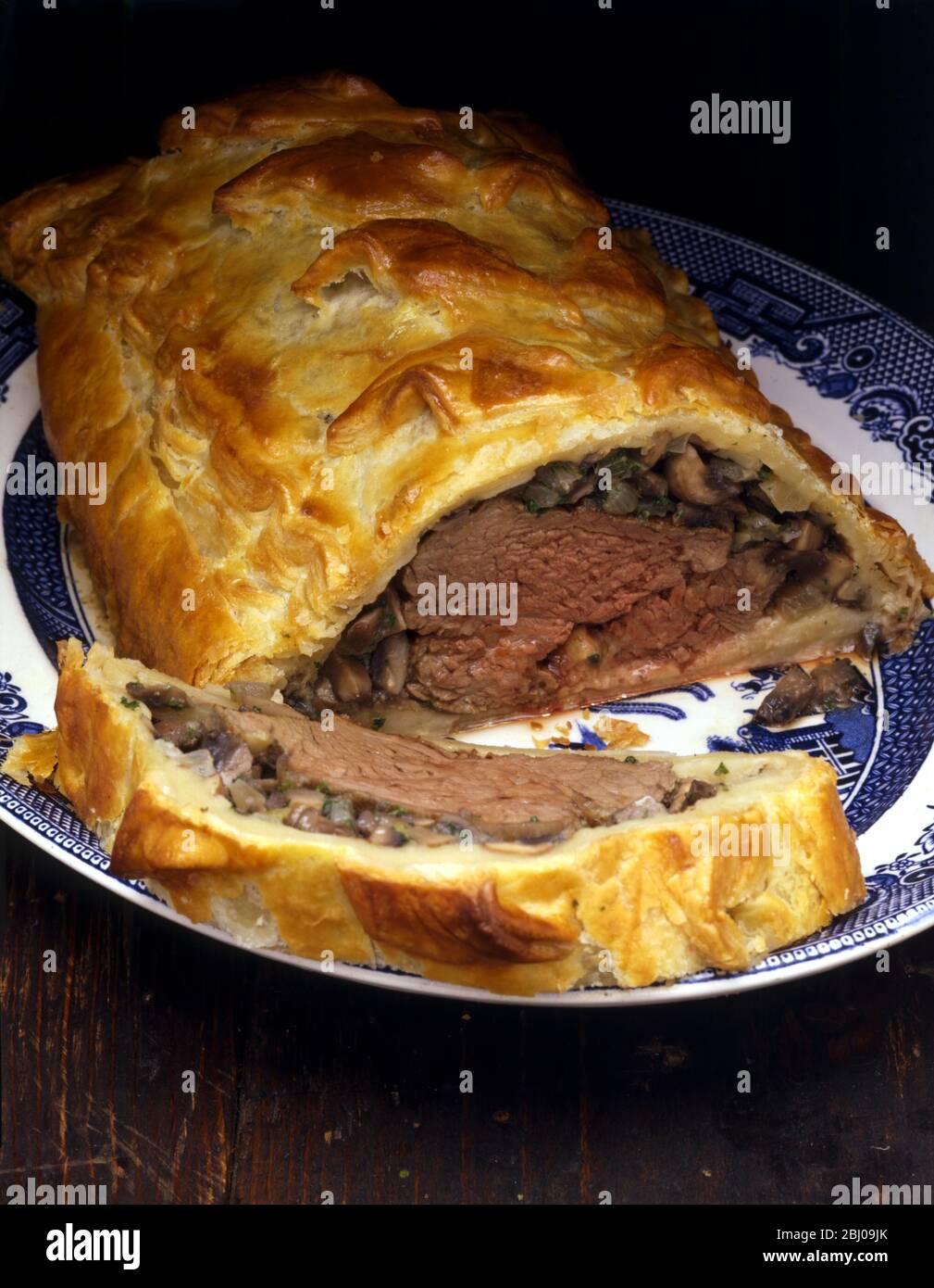 Beef Wellington - si ritiene che Beef Wellington sia stato chiamato dopo il Duca di Wellington, eroe britannico della Battaglia di Waterloo. Foto Stock