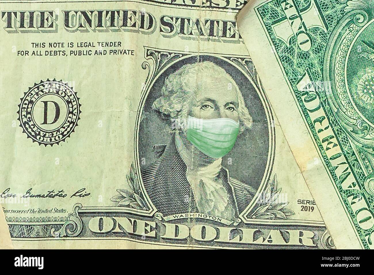 Concetto di business della pandemia del virus Covid 19 negli Stati Uniti. Covid-19 epidemia di Coronavirus e la crisi americana. Maschera chirurgica su George Foto Stock