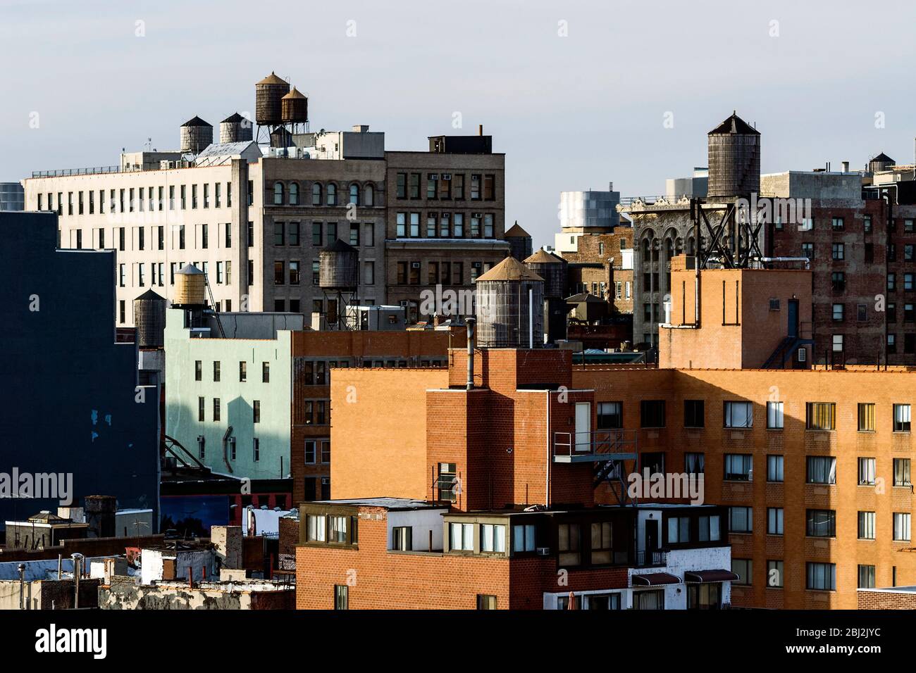 Tetto Water Tower New York tetti Urban Scene Foto Stock