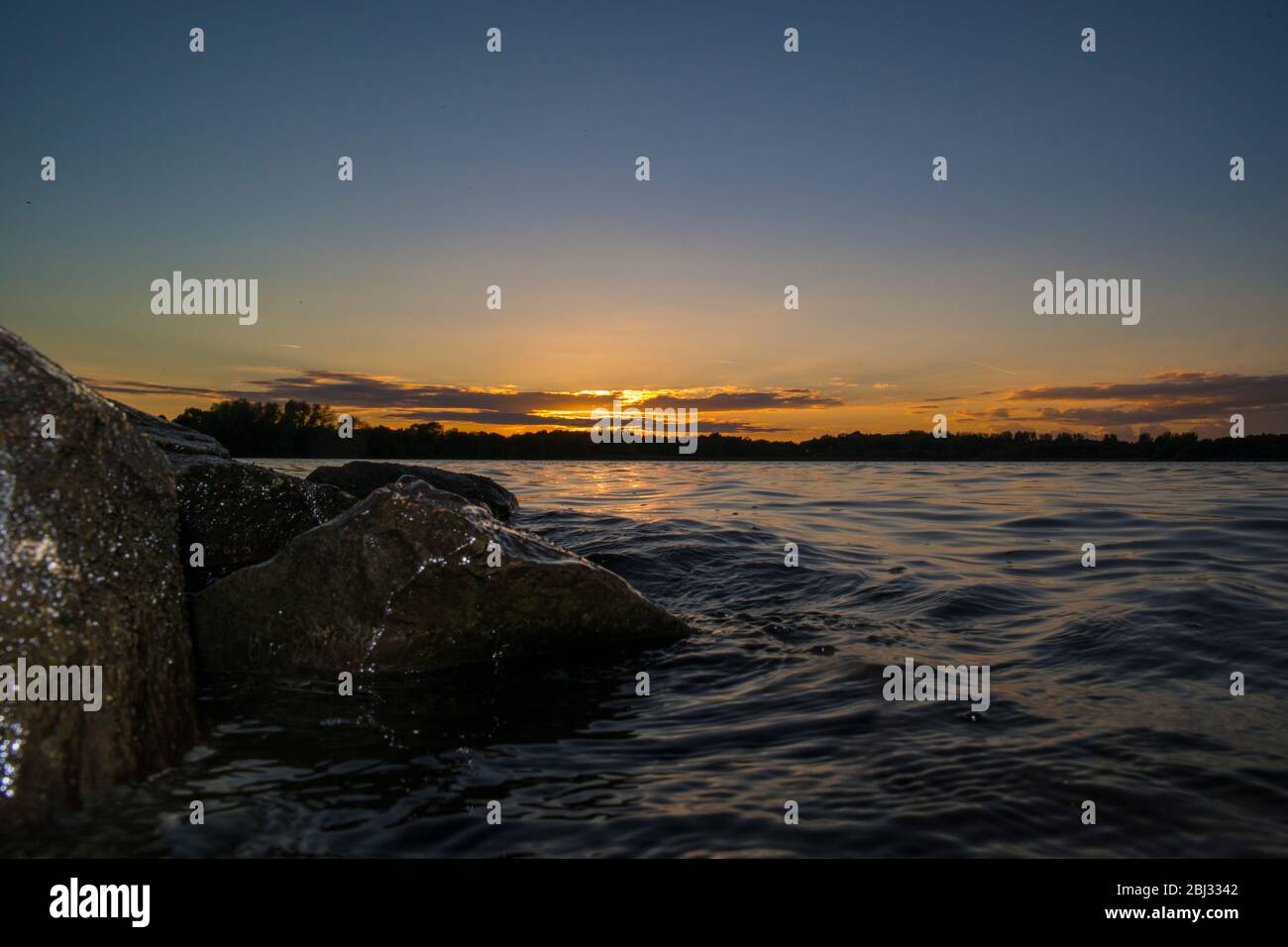 Tramonto sul Lough Neagh vicino Lurgan Irlanda del Nord Foto Stock