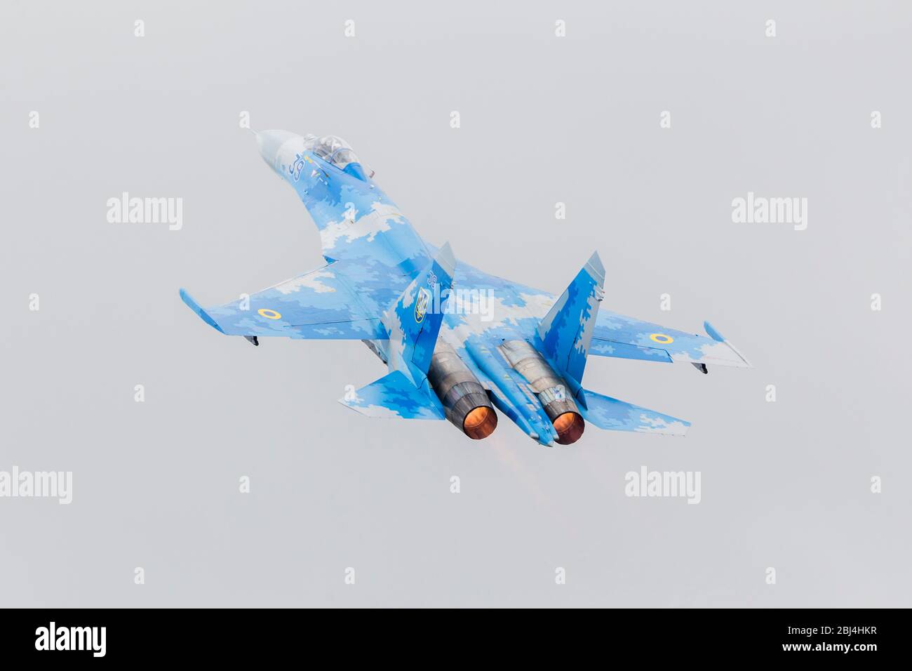 L'Ucraina Air Force su-27P Flanker decollo. Foto Stock