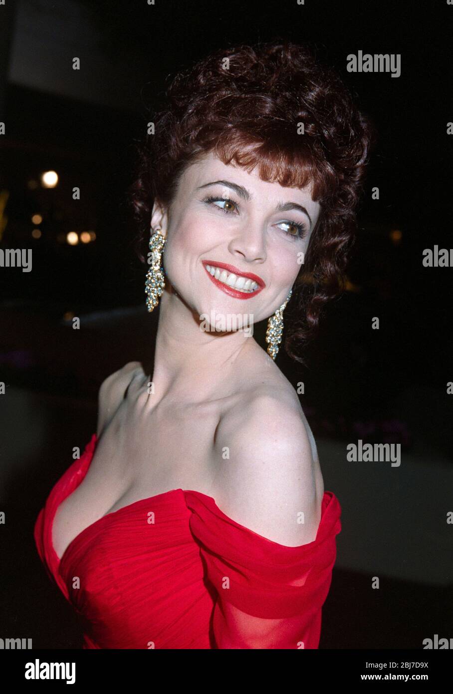 LOS ANGELES, CA. c.A.1994: Attrice Emma Samms. Foto file © Paul Smith/Featureflash Foto Stock