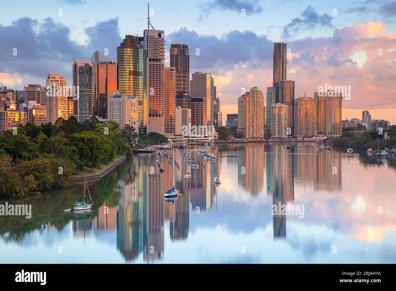 Brisbane. Immagine del paesaggio urbano dello skyline di Brisbane durante l'alba in Australia. Foto Stock