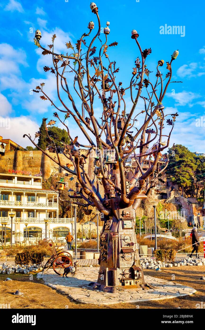 Tree of Life scolppure nel Rike Park, Tbilisi, Georgia Foto Stock