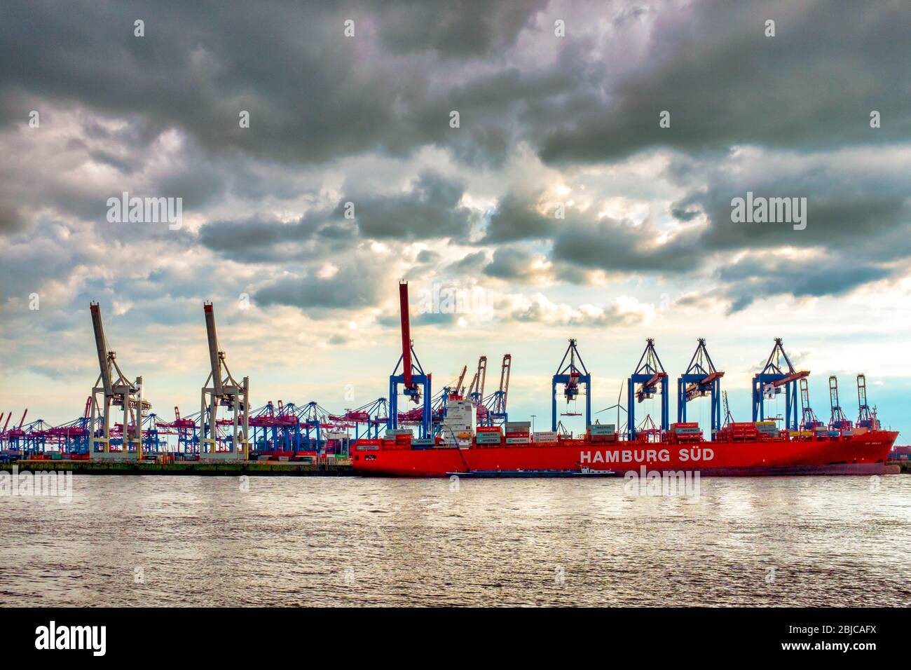 Cantiere navale nel fiume Elba, Amburgo, Germania Foto Stock