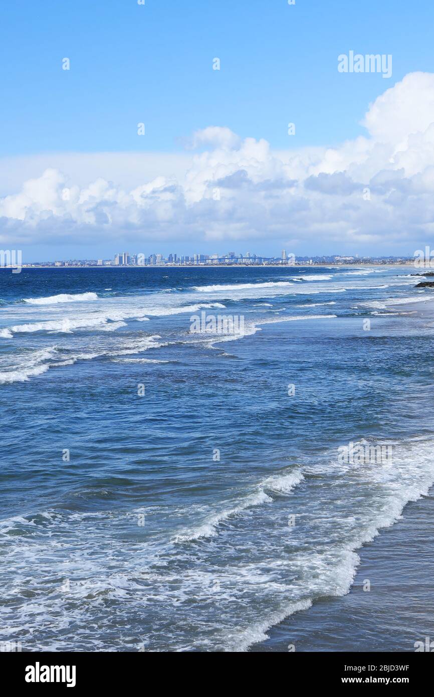 Una verticale di San Diego vista da Imperial Beach, California Foto Stock