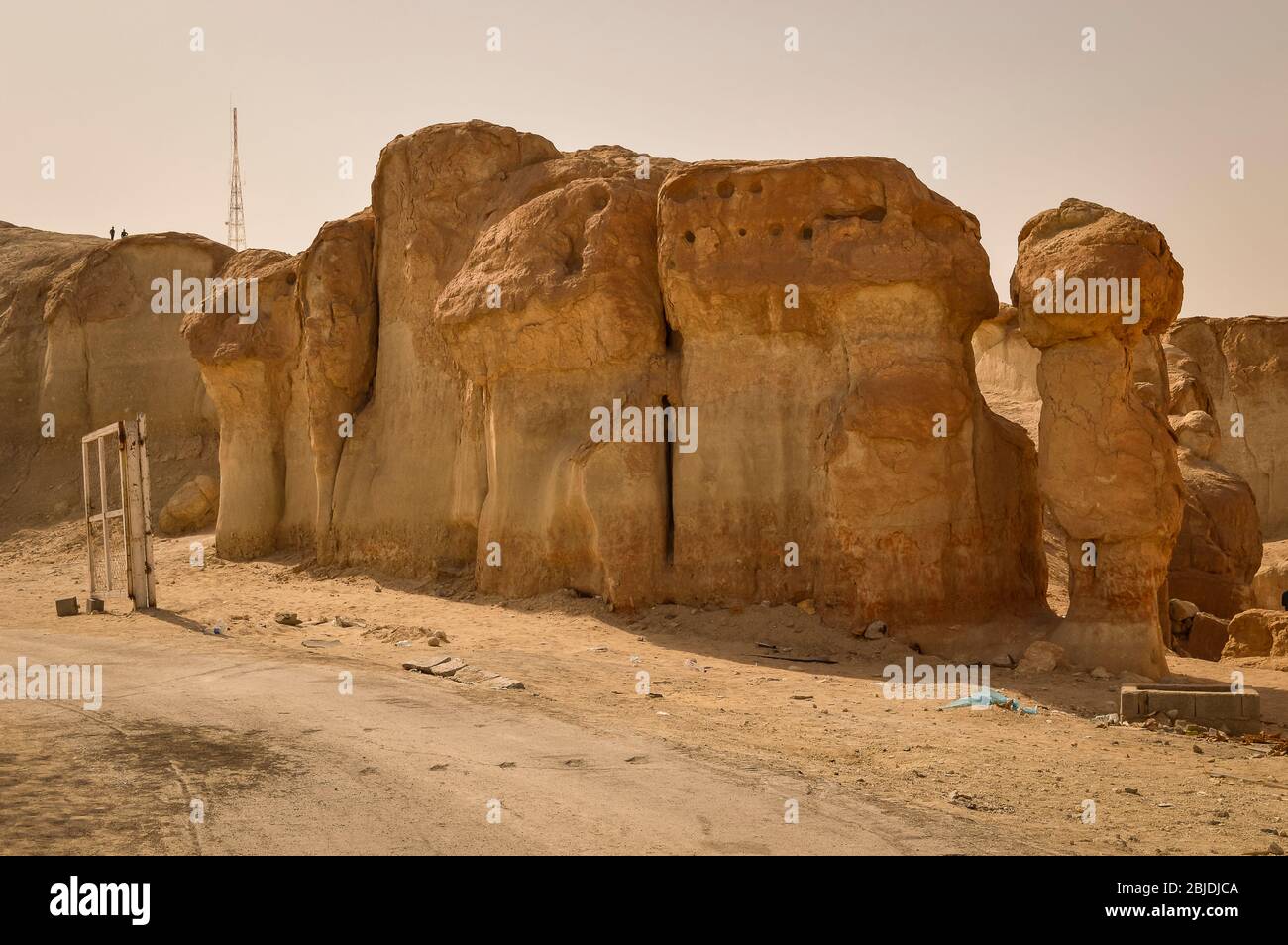 Formazione naturale di rocce e grotte nella regione orientale di al Hasa in Arabia Saudita Foto Stock