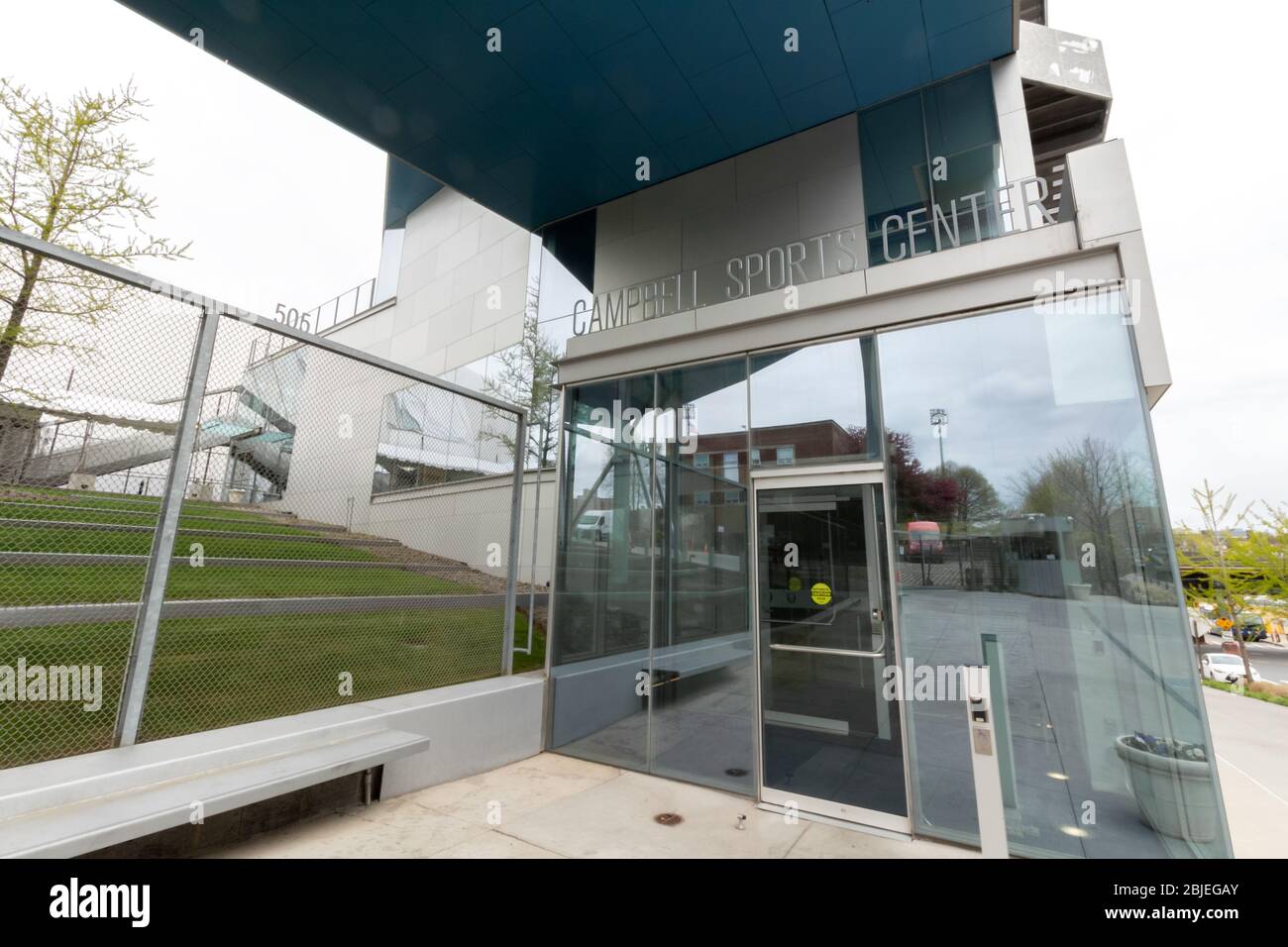 L'ingresso al Campbell Sports Center, parte del complesso Baker Athletics di Inwood appartenente alla Columbia University, è stato aperto nel giugno 2012 Foto Stock