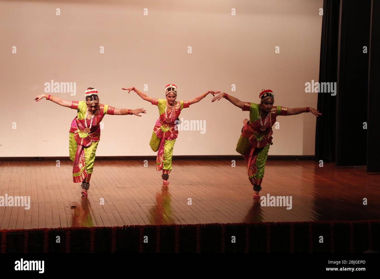 Delhi / India - Ottobre 2019: Danza classica indiana Kathak a Nuova Delhi, India Foto Stock