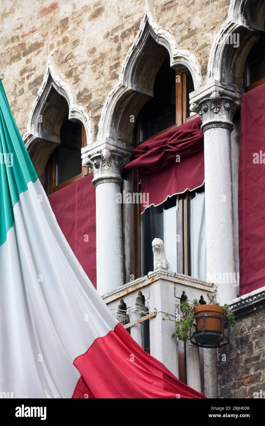 Bandiera italiana sulla Fondamenta del Pintor, Venezia, Italia, Europa Foto Stock