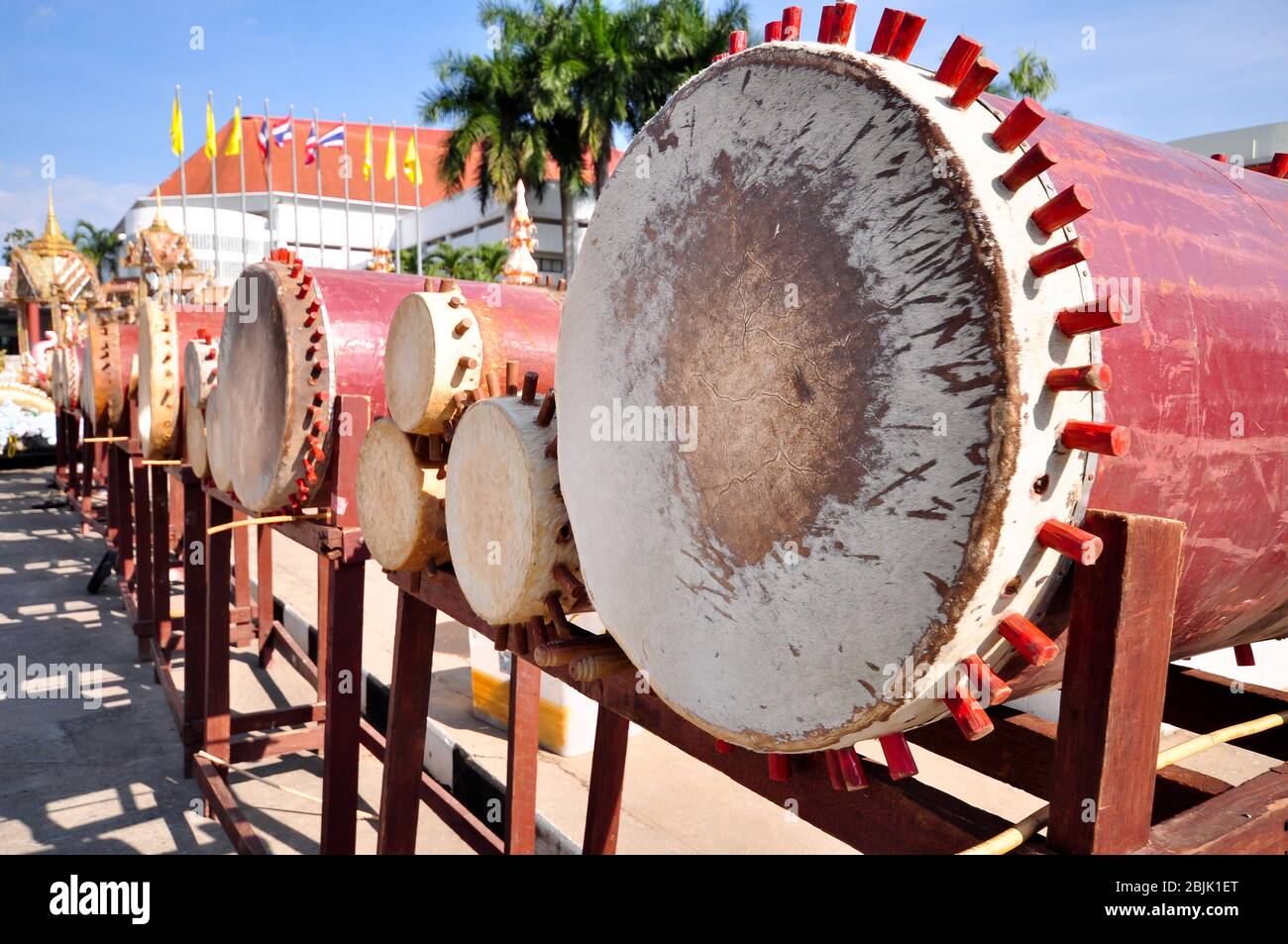 Strumenti musicali Thai batteria antico nel nord della Thailandia Foto Stock