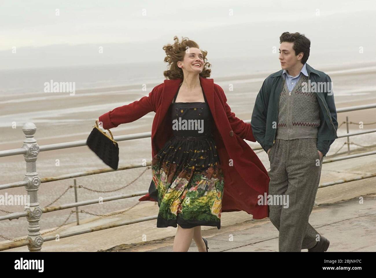 NOWHERE BOY 2009 Icon Entertainment International film con Aaron Johnson e Anne-Marie Duff Foto Stock