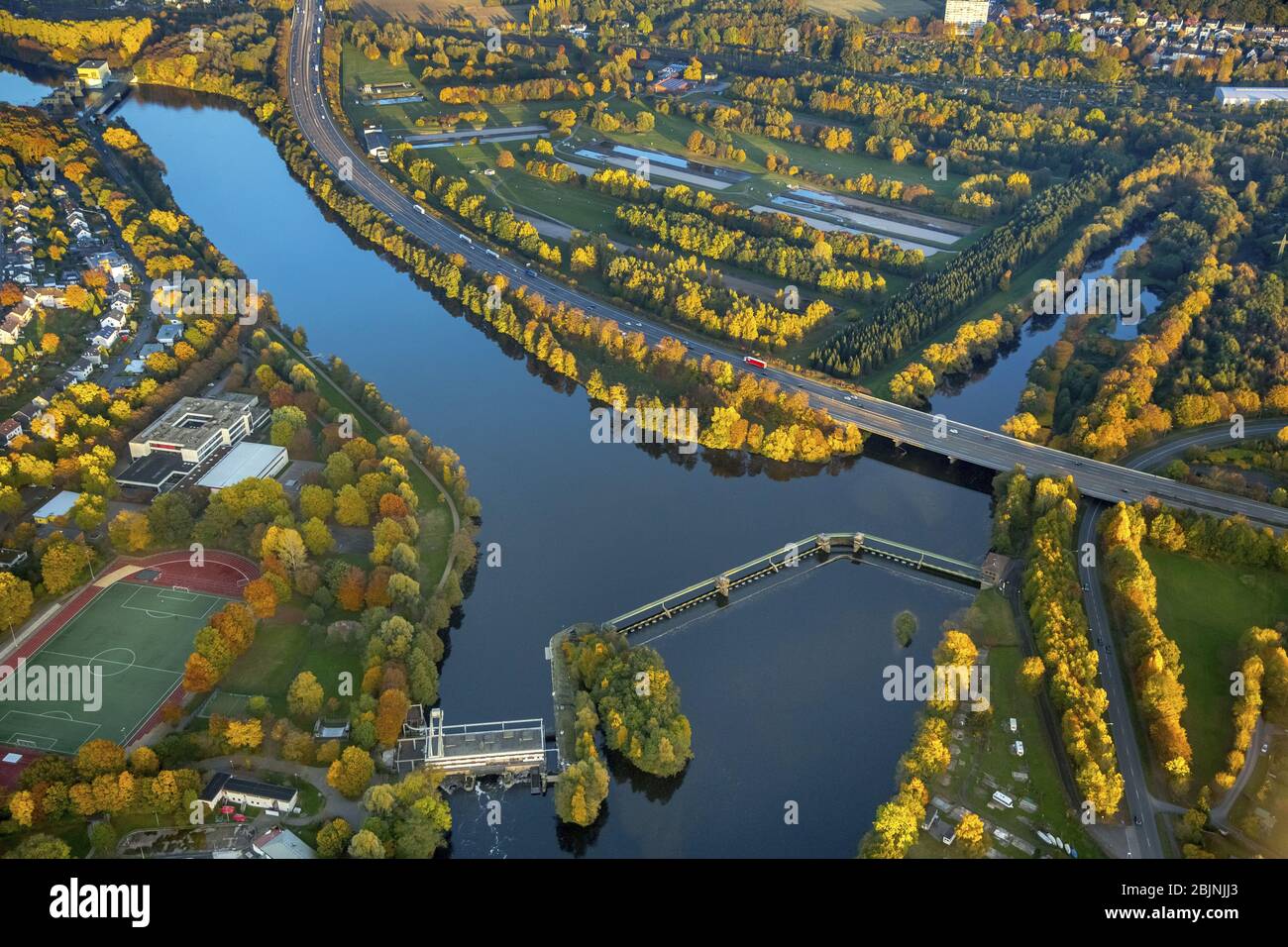 Confluenza dei fiumi Ruhr e Volme a Herdecke, 31.10.2016, vista aerea, Germania, Renania Settentrionale-Vestfalia, Area Ruhr, Herdecke Foto Stock