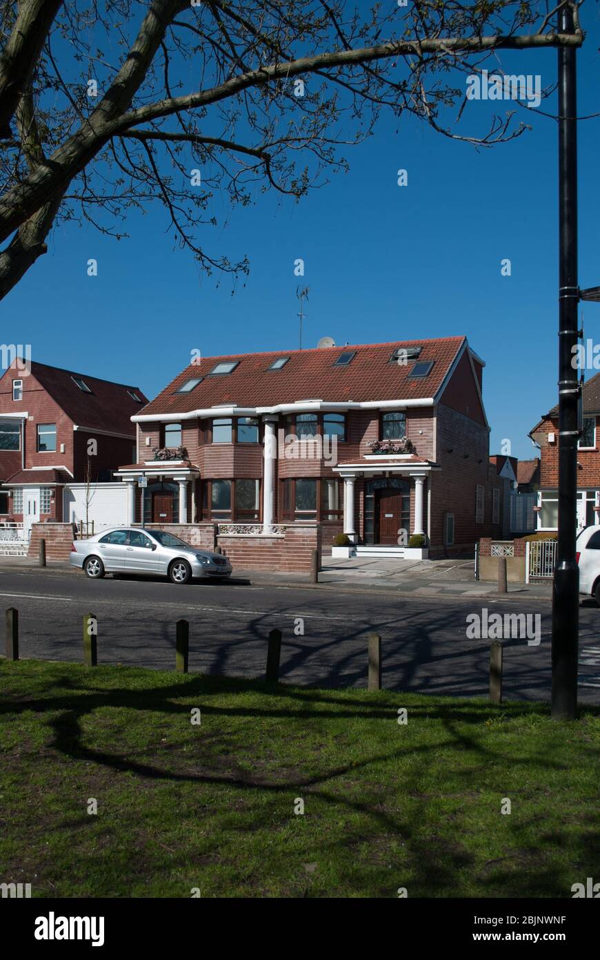 Casa su Old Oak Road, Acton, Londra W3 Foto Stock