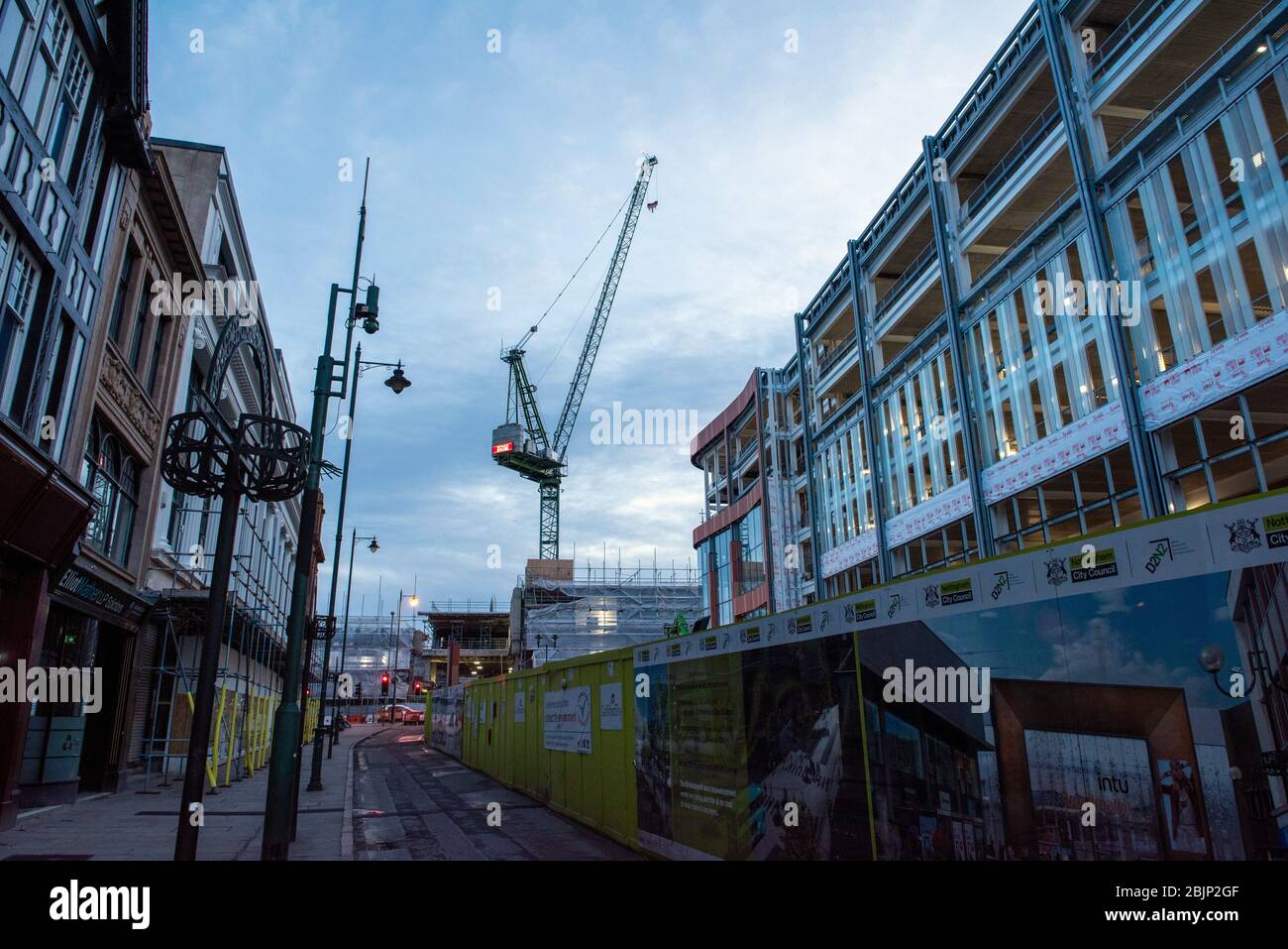 La mattina presto al Broadmarsh Development, Nottingham City South Side catturato durante la chiusura di Covid-19 aprile 2020, Nottinghamshire Inghilterra Regno Unito Foto Stock