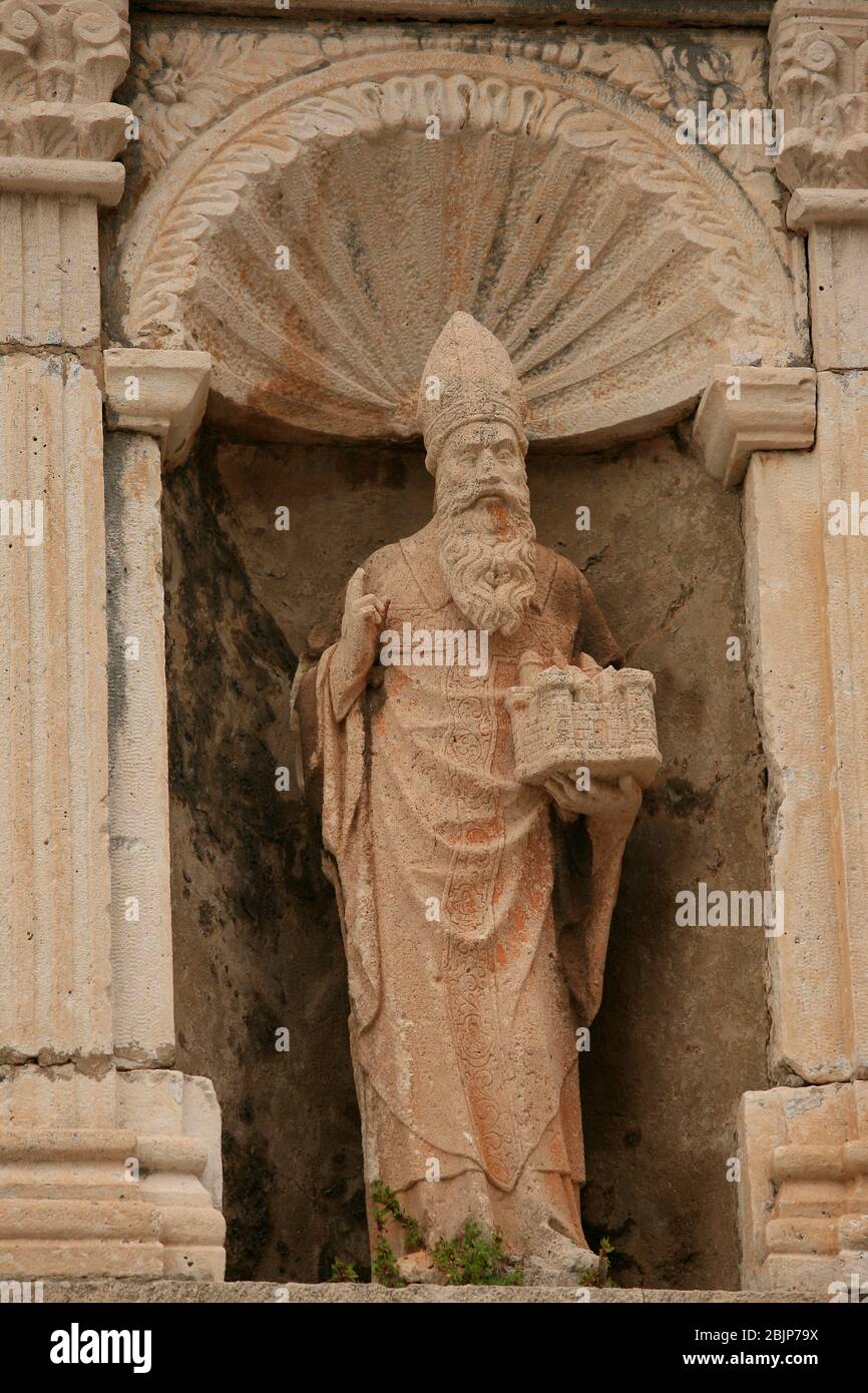 Statua di San Biagio sulle pareti a Ploce Gate Dubrovnik città vecchia Foto Stock