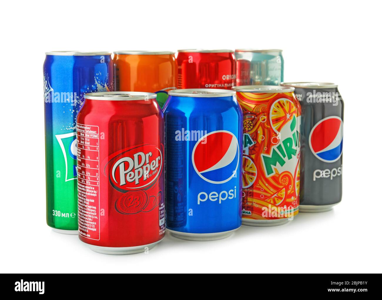KIEV, UCRAINA - 18 SETTEMBRE 2017: Bevande diverse dei marchi più popolari su sfondo bianco Foto Stock