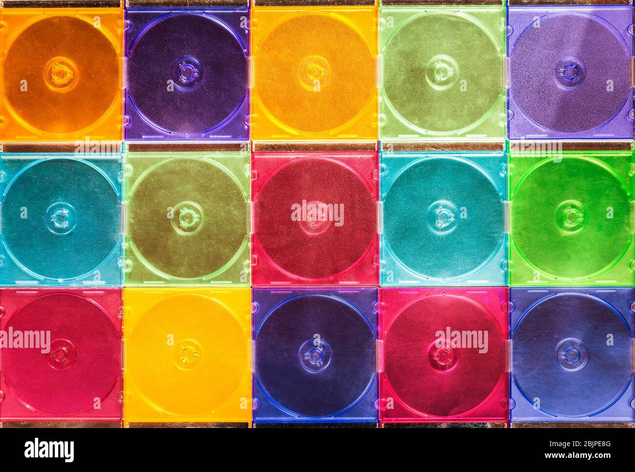 motivo multicolore con cover cd posizionate simmetricamente Foto Stock