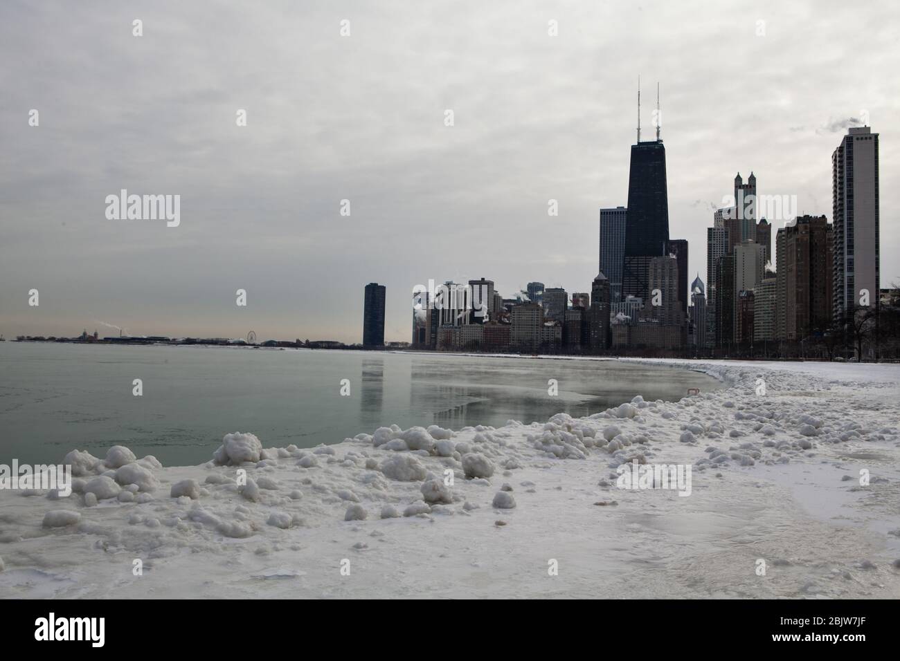 Spiaggia di North Avenue in inverno, Chicago, Illinois, Stati Uniti Foto Stock