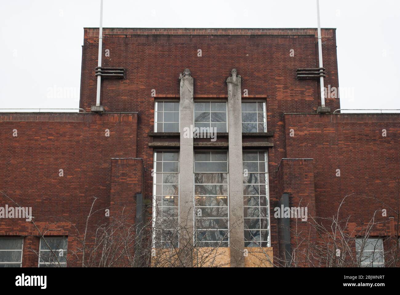 Architettura degli anni '30, architettura Art Deco Red Brick Stone, Royal Masonic Hospital 1 Coulter Rd, Hammersmith, Londra W6 0BJ di Thomas S Tait Foto Stock
