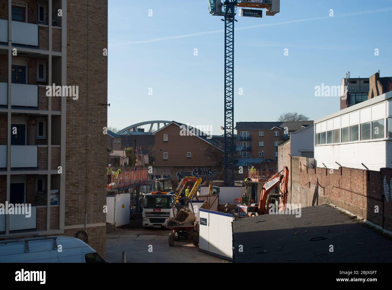 Cantiere di Sulgrave Gardens, Shepherds Bush Road, Londra, W6 by Cartwright Pickard Architects Octavia Housing Foto Stock