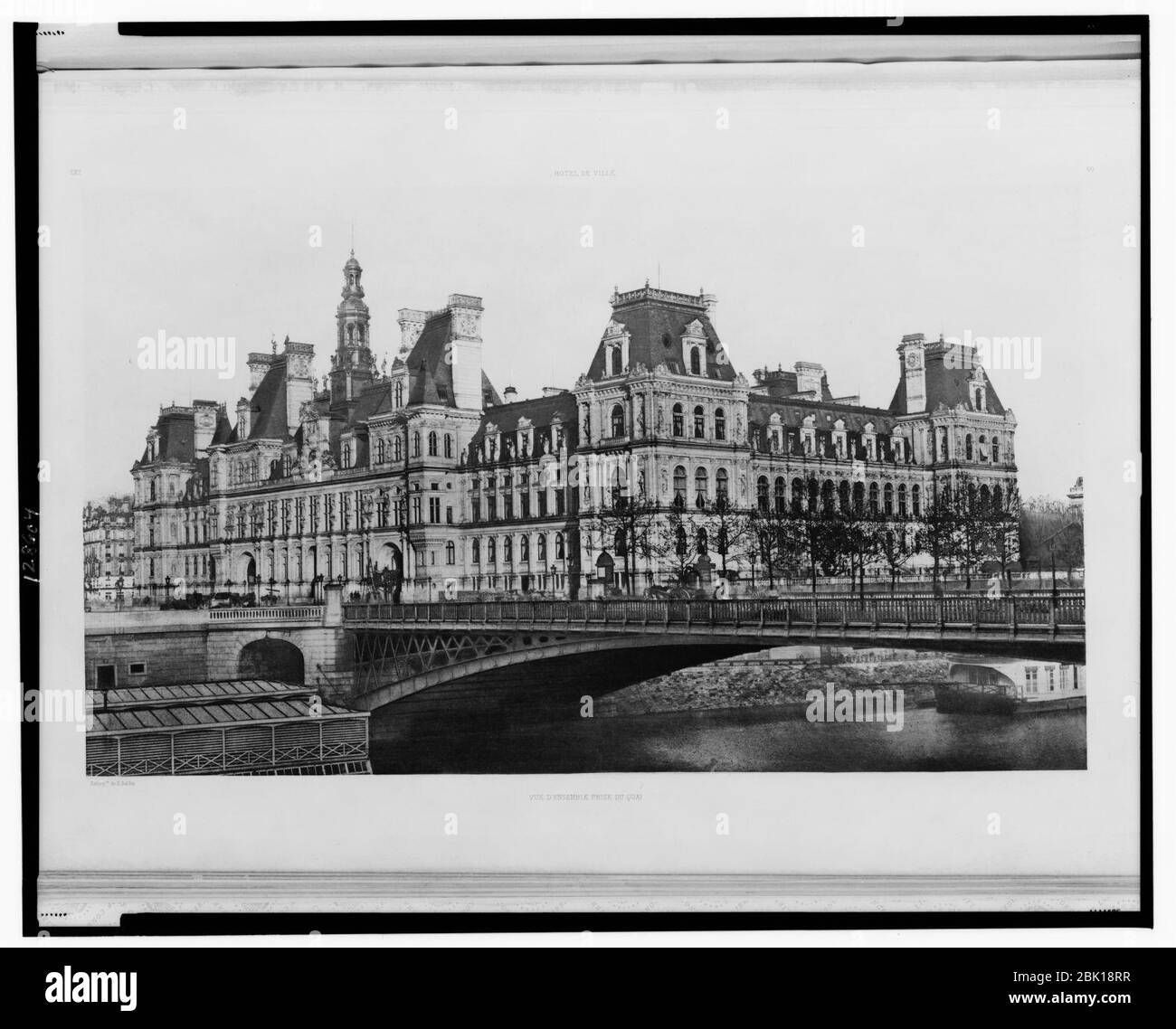 Hotel de ville, vue d'ensemble pry du quai - eliogre. De E. Baldus. Foto Stock