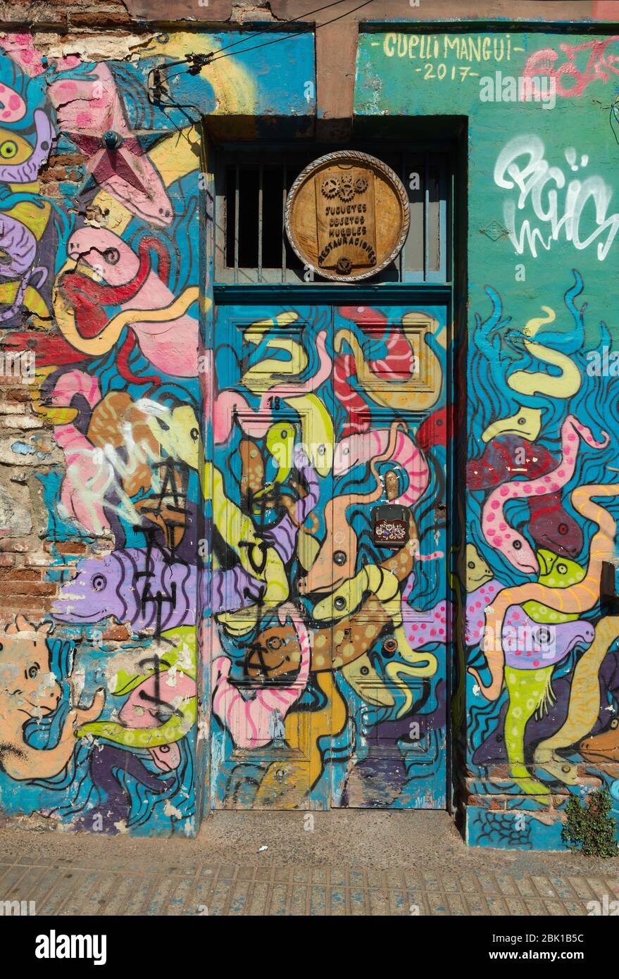 Graffiti, Street art nel centro storico di Valparaiso. Cile Foto Stock