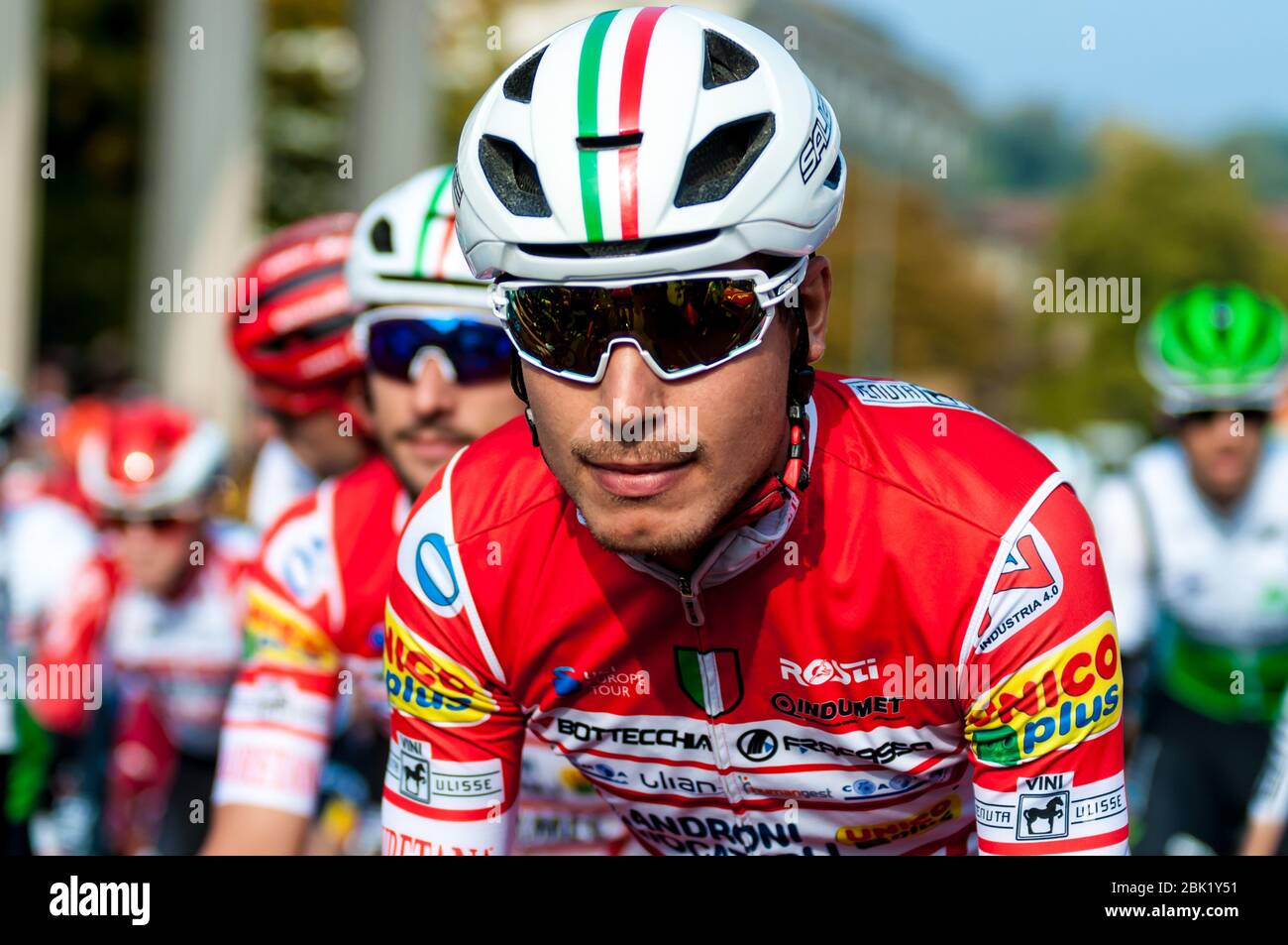 Bergamo-Como, Italia. Bergamo 2019-como, Italia, 12 Ott 2019, Fausto MASNADA (ITA) (Androni Giocattoli - Sidermec) durante - Credit: LM/Antonino Caldarella Credit: Antonino Caldarella/LPS/ZUMA Wire/Alamy Live News Foto Stock