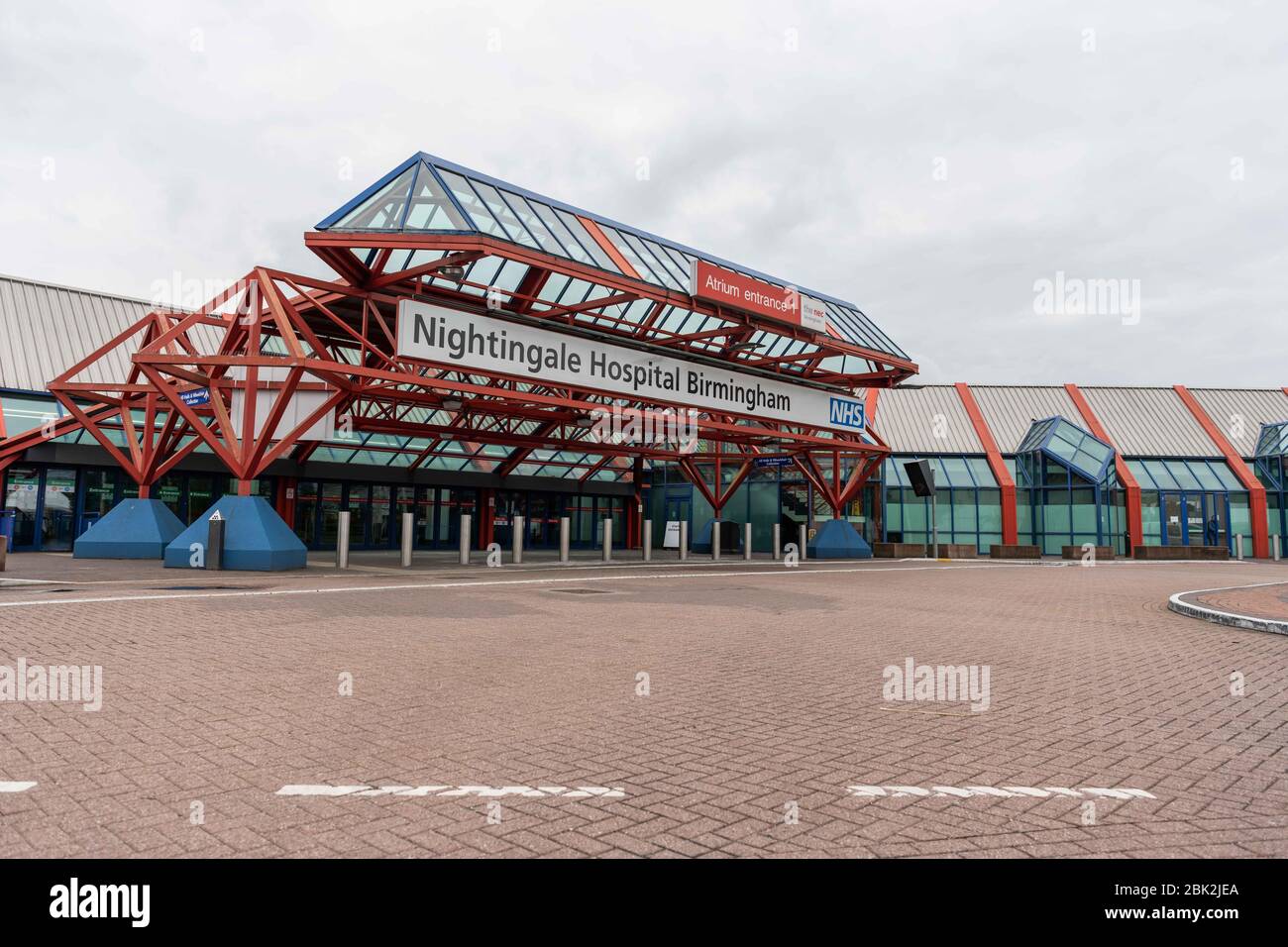 Birmingham, Regno Unito. 01 maggio 2020. Secondo ingresso all'Ospedale NHS Nightingale. Credit: Adriano Ribeiro/Alamy Live News Foto Stock