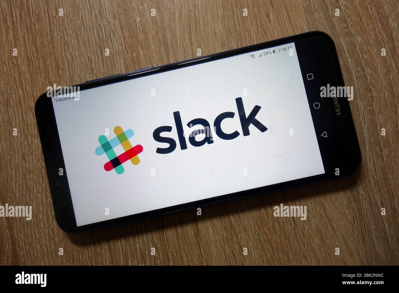Logo slack visualizzato sullo smartphone Foto Stock