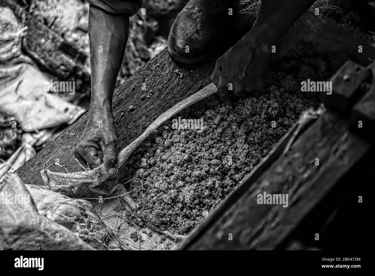 Estrazione illegale in Indonesia Foto Stock