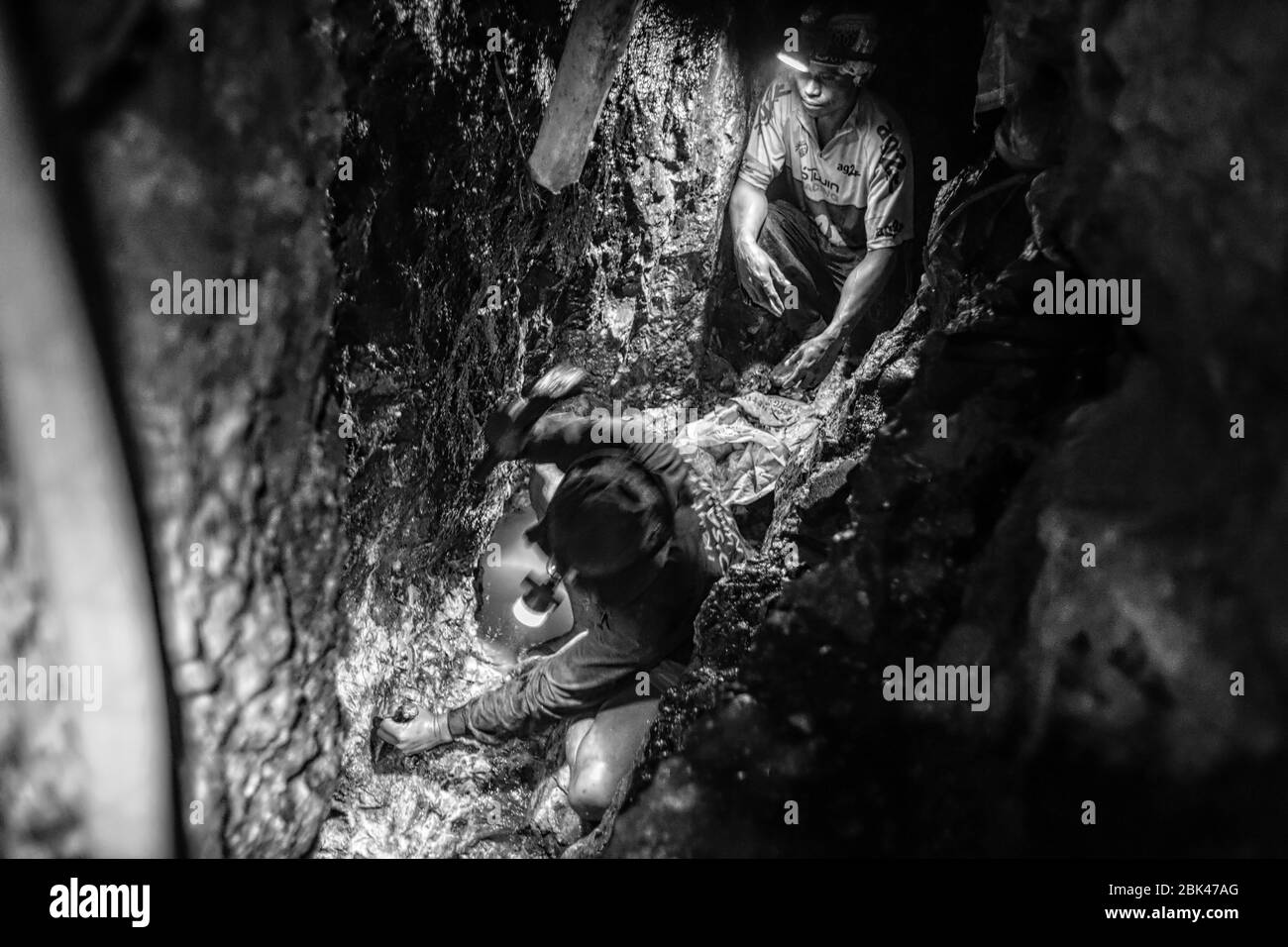 Estrazione illegale in Indonesia Foto Stock