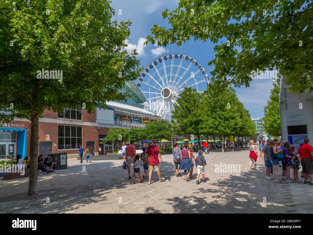 Vista della ruota dei traghetti sul Navy Pier, Chicago, Illinois, Stati Uniti d'America, Nord America Foto Stock