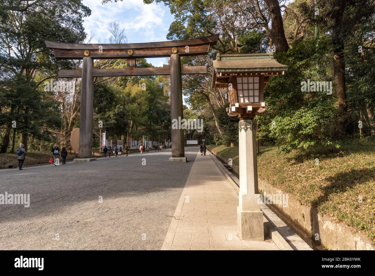 Santuario Meiji porta Torii, Tokyo, Giappone Foto Stock