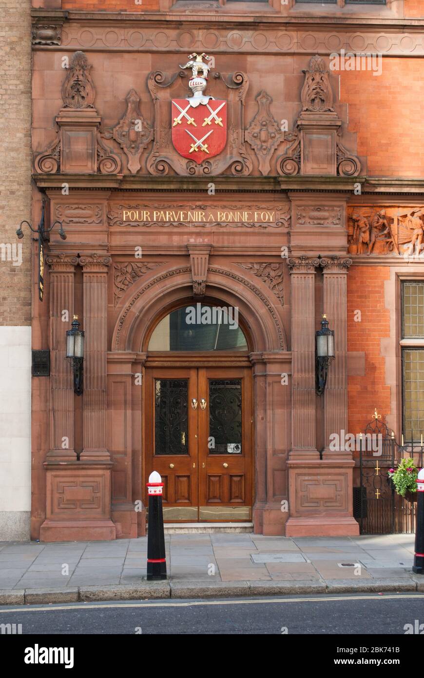 Architettura Red Brick classica vittoriana Cutlers Hall del XIX secolo, 4 Warwick Ln, Londra EC4M di T. Tayler Smith Foto Stock