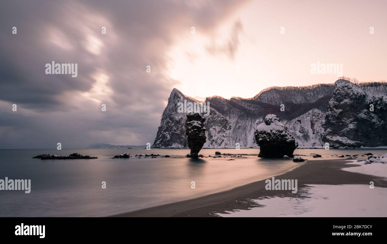 Alba al Santuario Ebisu IWA, Hokkaido, Giappone Foto Stock
