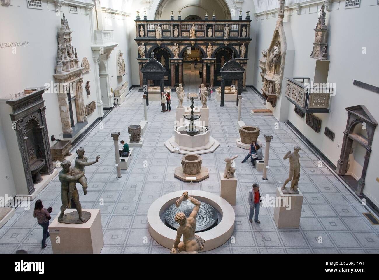 Le gallerie di sculture Renaissance City al Victoria & Albert Museum, Cromwell Road, Knightsbridge, London SW7 2RL Foto Stock