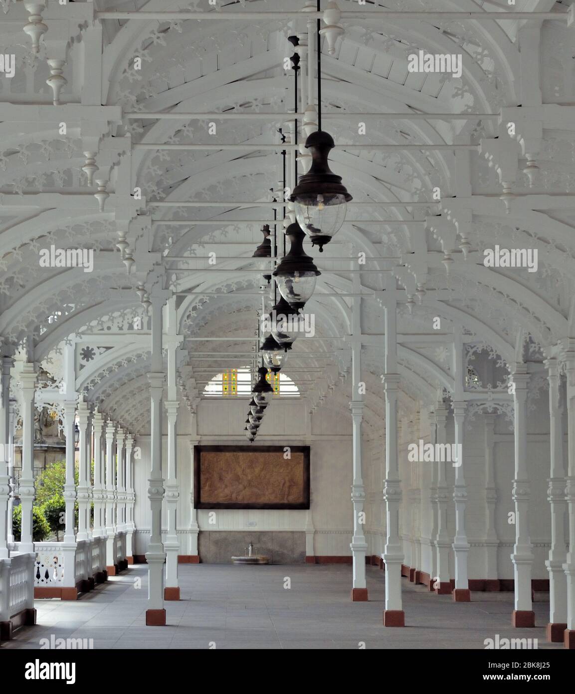 All'interno Colonnade mercato, Karlovy Vary, Czechia Foto Stock