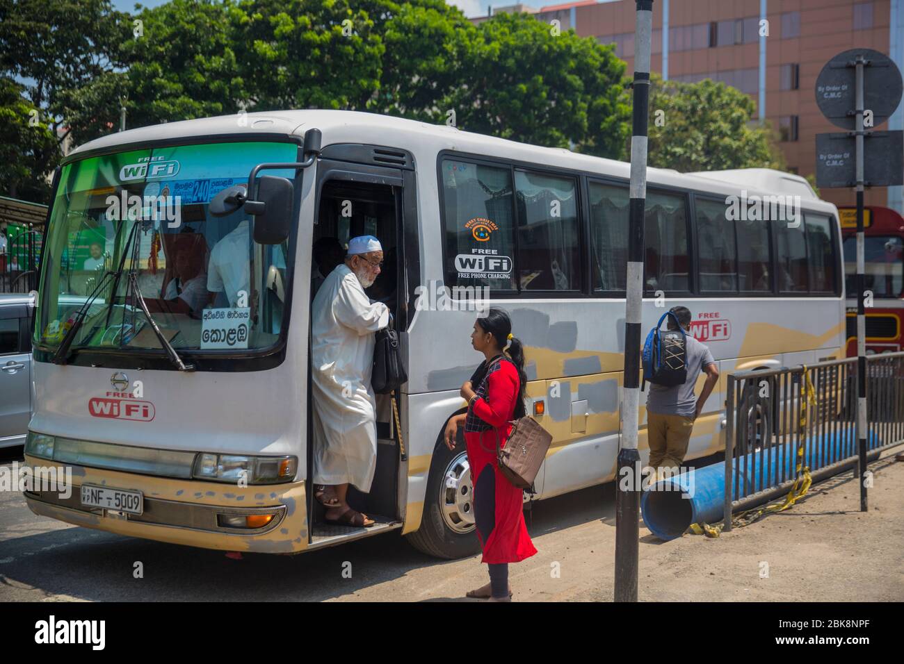 Servizio di autobus urbano a Colombo, Sri Lanka. Foto Stock