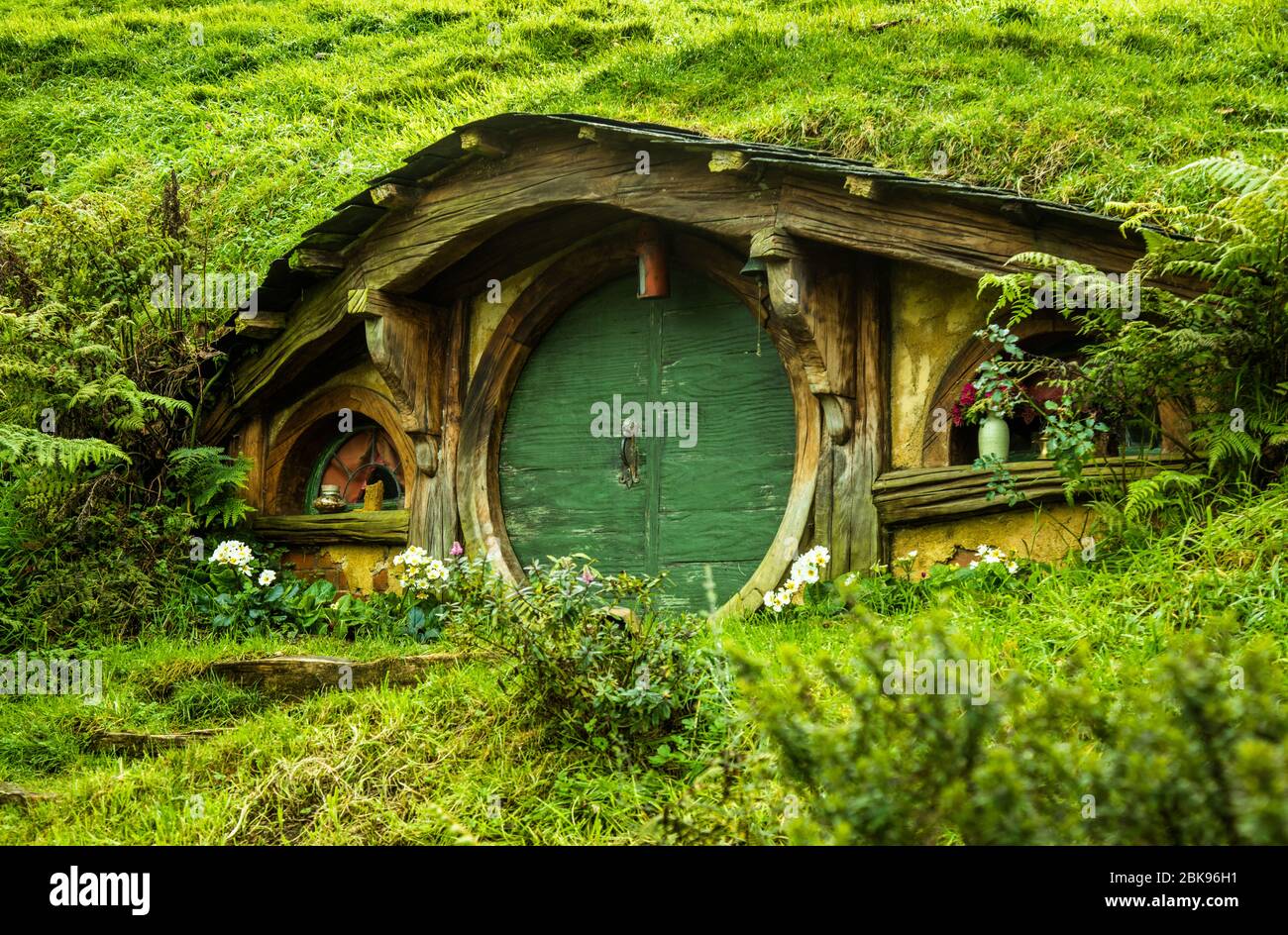 Abitazioni di Hobbit nel set di film di Hobbiton Foto Stock